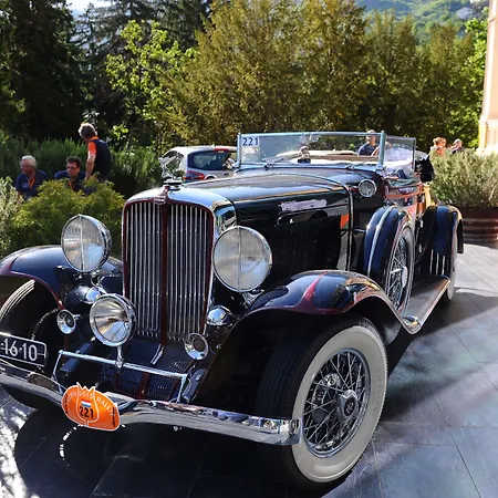 Отель Grand Billia 5*