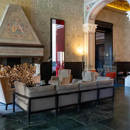 Grand Billia Hotel