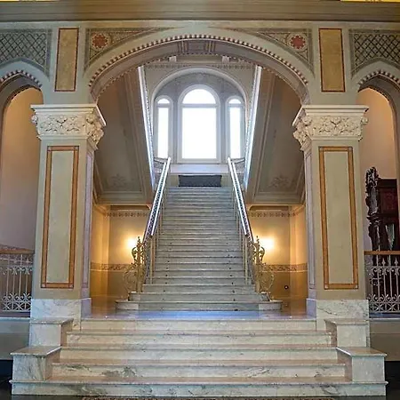 Hotel Grand Billia 5*
