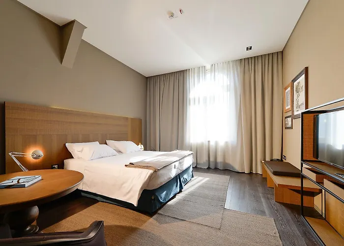 Grand Billia Hotel 5*